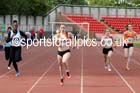 Girls under-15s 200 metres, North Eastern Champs, Gateshead Stadium. Photo: David T. Hewitson/Sports for All Pics